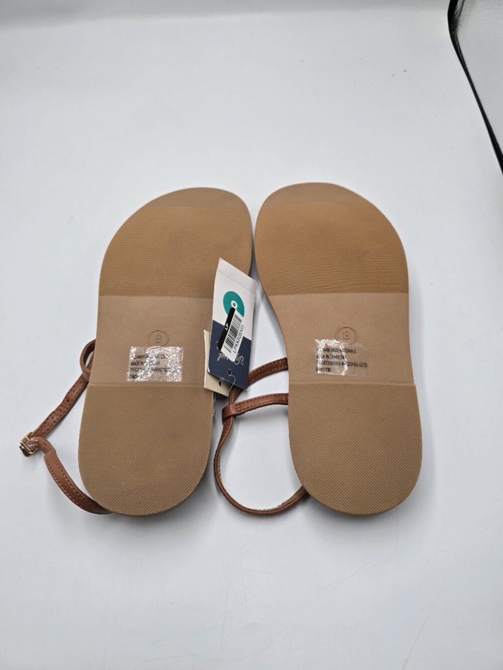 Universal Thread Sandals - Picture 3 of 3